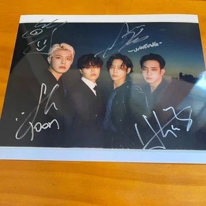 THE ROSE Photo Poster 8*10 Autographs SIGNED K-POP COLLECTION 2025 - Picture 1 of 4