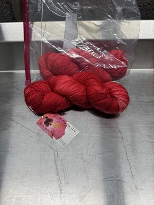 Lote de 2 madejas Ashton Studio Arts Asa hilos teñidos a mano tonos de rojo Asa Lustro-fs Foto 1 de 3