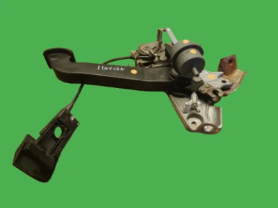 Lincoln Town Car 2001 MK3 FN145 PEDAL FRENO DE ESTACIONAMIENTO Foto 1 de 4