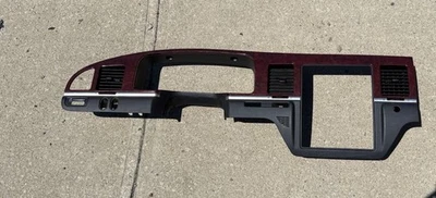 2005 - 2011 Lincoln Town Car Dash Speedometer Cluster Radio Bezel Trim Black - Image 1 of 4