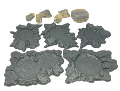 Warhammer 40,000/Battlefleet Gothic: пластиковый кратер местности и смолы астероиды - Изображение 1 из 4