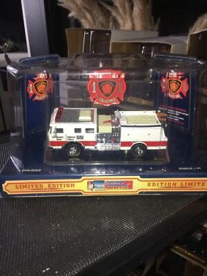 Code 3 City of Wasaga Beach/Ville De Wasaga Seagrave #60038  New Boxed 1.64 - Image 1 of 4