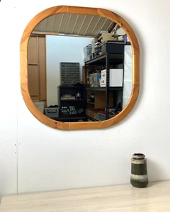 Vintage Circular Wall Mirror with Timber Frame - Picture 1 of 12