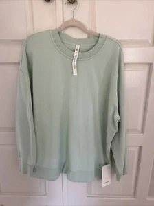 NEW Lululemon Women’s Perfectly Oversized Crew Sweatshirt in Delicate Mint Sz 10 - Foto 1 di 5