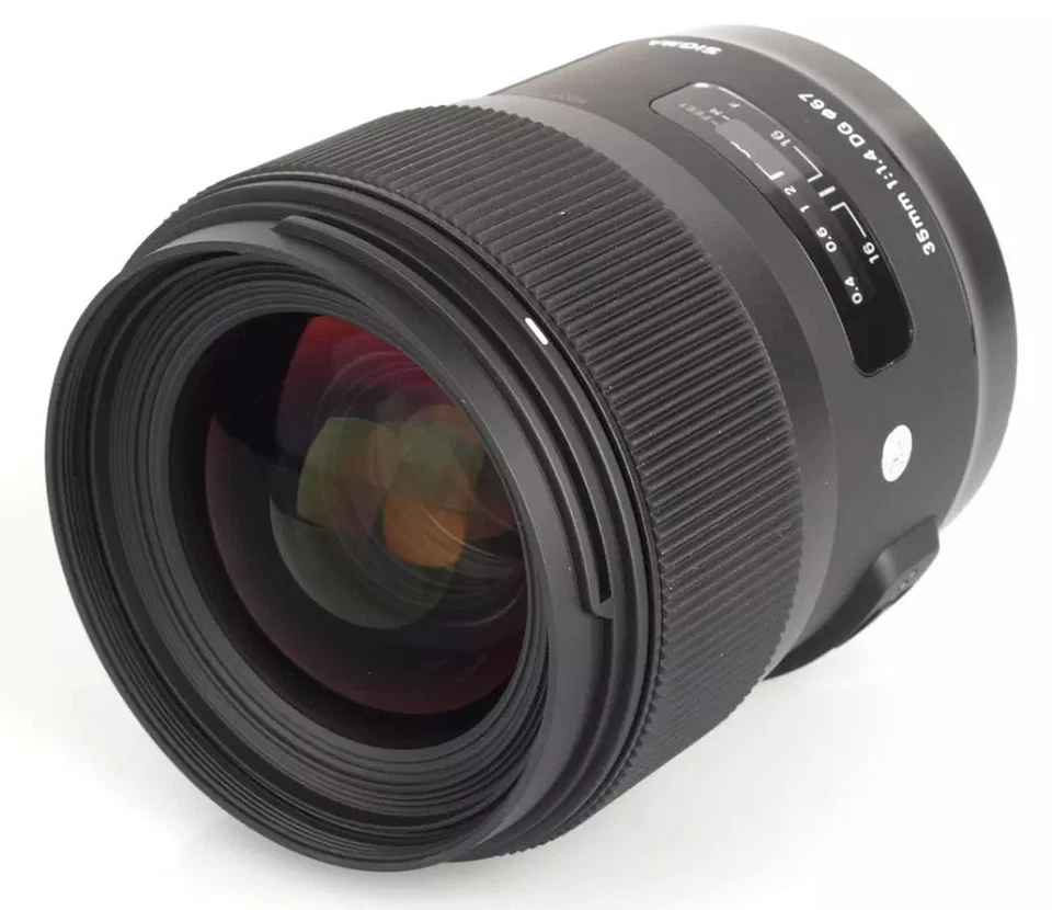 Sigma 35mm f/1.4 ART DG HSM Lens for Canon 340101 - Open Box Store Box - Image 1 of 1