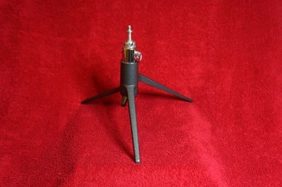 Leica tripod - Image 1 of 3