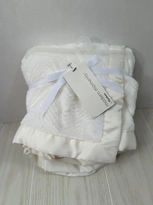Gerber plush chevron pattern baby blanket cream off white satin unused with flaw - Image 1 of 4