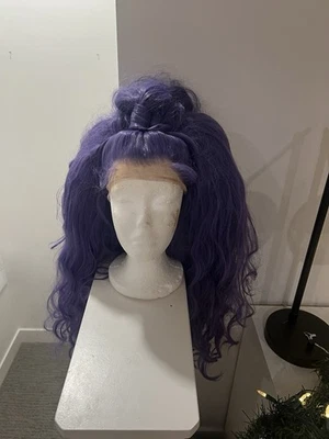 Drag Queen 紫色假发双层花边正面 — 第 1/4 张图片