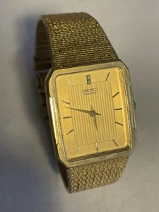 Vintage Seiko Men 5Y30-5B49 Tank Gold Milanaise Band Quartz 25mm Watch 6 1/4" - Bild 1 von 9