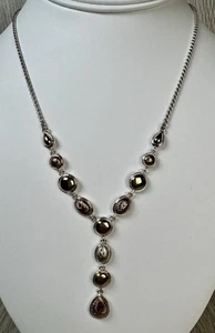 Collar de cuentas colgantes vintage firmado CH Carolina Herrera tono plata/oro - Imagen 1 de 3