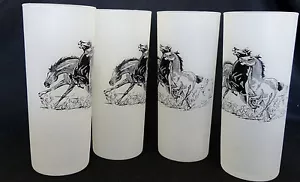 4 Vintage Anchor Hocking Milchglas schwarz Hengst Wildpferderennen Gläser - Bild 1 von 2