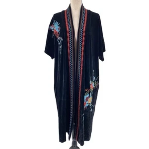 Neu mit Etikett Paparazzi Chrysantheme Damen XL langer Samt-Cardigan Blumenstickerei - Bild 1 von 14