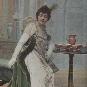 Mme Réjane (Mme Sans-Gêne) -- Théâtre du Vaudeville - Gravure de presse 1900 - Picture 1 of 2