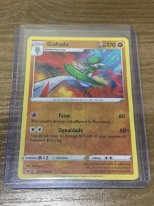 ENVÍOS EL MISMO DÍA Pokemon Card Gallade 081/198 Holograma Inverso Raro Tipo de Lucha 2021 - Imagen 1 de 4
