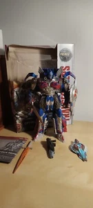 Transformers: The Last Knight - 2017 Voyager Optimus Prime - Used, Complete - Picture 1 of 10