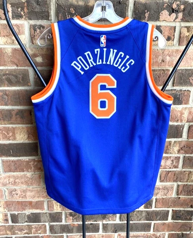 NBA New York Knicks Kristaps Porzingis 6 Nike Blue Jersey Youth L Cover