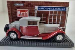 Matchbox Models of Yesteryear Y-24: 1928 Bugatti T44 Red/Grey car, scenic base - Picture 1 of 9