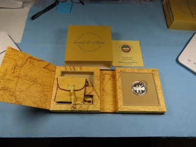 2004 P UNITED STATES MINT LEWIS & CLARK PROOF SILVER DOLLAR COIN & POUCH SET - Image 1 of 4