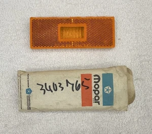 NOS MoPar 1970-71 Plymouth Front Fender Reflector 340 Duster 70 Road Runner GTX - Picture 1 of 4