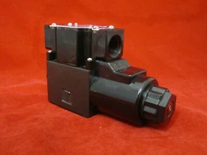 Hidraman Hydraulic Solenoid Valve SWH-G02-B2S-A110-10 - Picture 1 of 4