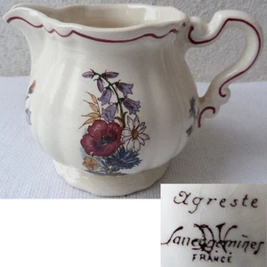 PICHET POT A LAIT AGRESTE SARREGUEMINES FRANCE MOTIF FLEURS DES CHAMPS - Picture 1 of 1