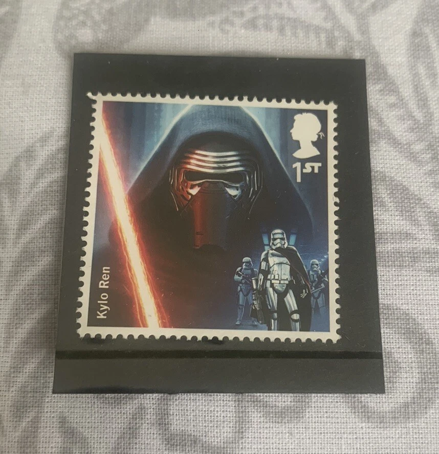 Gb Stamps 2015. 1st class used from Star Wars set showing Kylo Ren. - Image 1 of 1