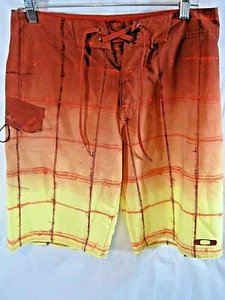 Oakley Men's Board Shorts Swim Beach Surf Wake Casual Trunks Size 30 (R30) - Picture 1 of 7