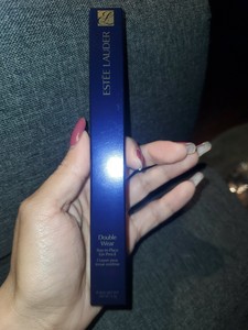 emerald volt estee lauder