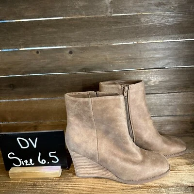 Novas Botas Femininas Dolce Vita Rupart Marrom Camurça Cunha Tornozelo Tamanho 6.5 M - Imagem 1 de 4