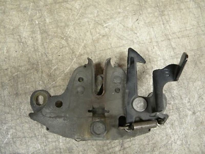 Nissan Altima 1997 capó de fábrica cierre capó Foto 1 de 2