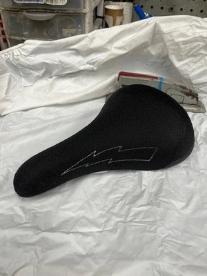 Asiento volante para bicicletas SE usadas negro So Cal Big Ripper Maniac Foto 1 de 4