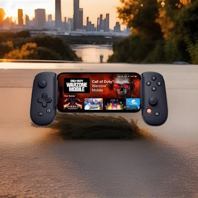 BACKBONE One Mobile Gaming Controller for Android & iPhone 15 Series (USB-C)™ - Image 1 of 4