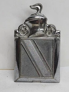 Buick Regal emblema adorno maletero cerradura cubierta GM OEM vintage 1977? 1674116 127141 - Imagen 1 de 10