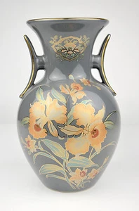 Japanese Kutani Vase Fuji Quality China Gray Orchid Two Handle Art Made in Japan - Picture 1 of 5