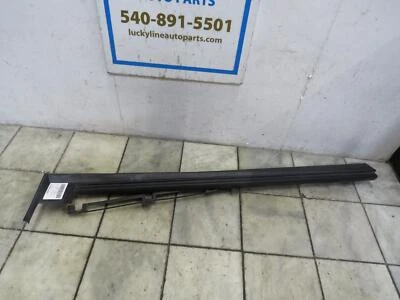 Rocker Moulding Right CADILLAC SRX 10 11 12 13 14 15 16 PICK UP ONLY - Image 1 of 2