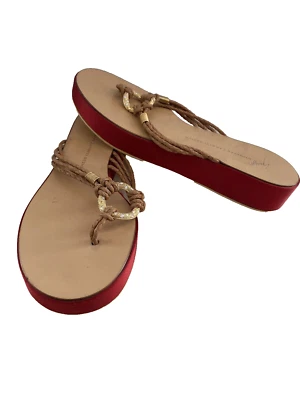 Sandalia Tanga Giuseppe Zanotti Rojo Satinado Cuero Trenza Estrás Italia EU38 US8 Foto 1 de 4