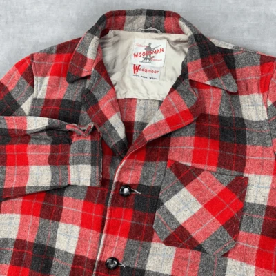 VTG Wool Barn Coat Jacket Mens M? Red Plaid Woodsman 60s 70s Mackinaw Hunting - Image 1 of 4