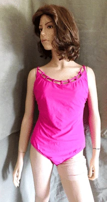 Maiô Carol Wior One Piece magenta, 16 de altura, G, roupa de banho com aro, BOM! - Imagem 1 de 4