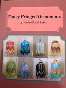 Fancy Fringed Ornaments by Jamie Cloud Eakin Pretty Christmas Baubles 8 Designs - Imagen 1 de 8