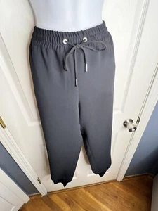 Aritzia Wilfred Womens Medium Buffon Crepe Dressy Crop Jogger Pant Black M - Picture 1 of 21