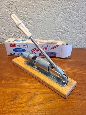 VINTAGE WALNUT PECAN NUT CRACKER METAL OAK WOOD BASE REEDS ROCKET - Image 1 of 4