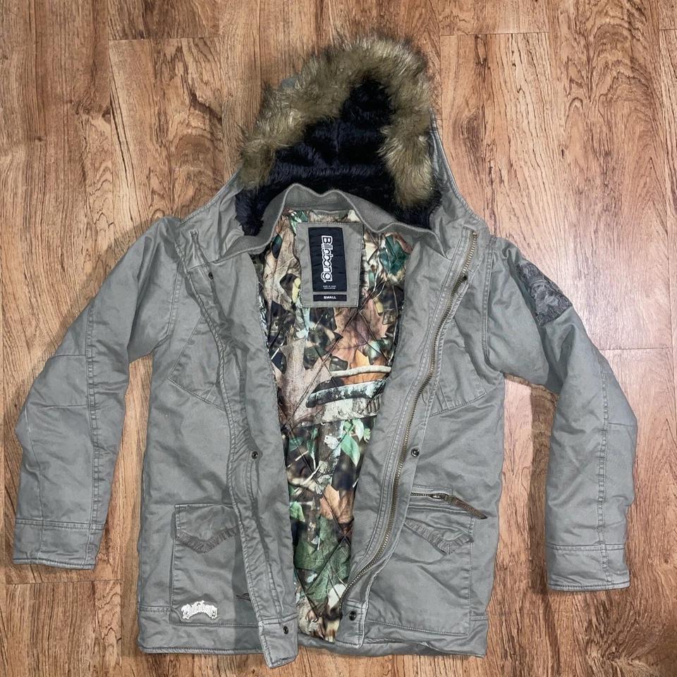 Chaqueta Abrigo Billabong Marrón Imitación Piel Borde Capucha Exterior Mujer Talla Pequeña Camuflaje Y2K Foto 1 de 4