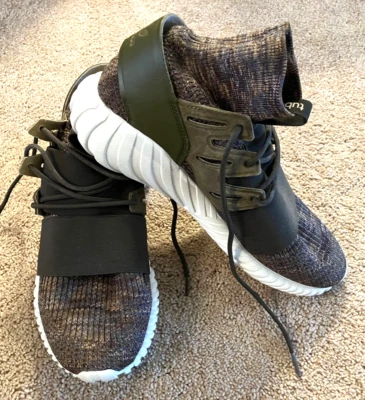 ADIDAS TUBULAR DOOM PRIMEKNIT PK Running Gym Shoe Sneaker Men's Size 9.5 - Image 1 of 4