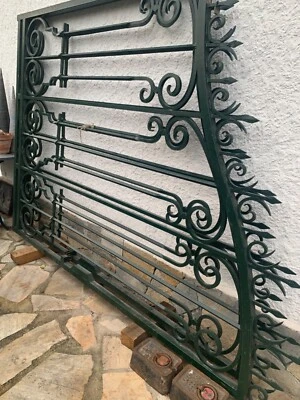  Portail Fer Forgé Très Bon État , largeur 3.46 vendu avec bras pour ouverture  - Photo 1/4