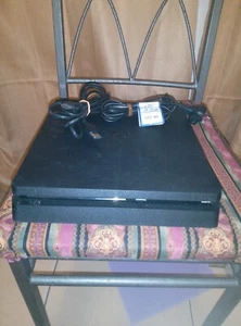 PS4 slim 1TB hard drive (controllers and games not included) - Picture 1 of 1