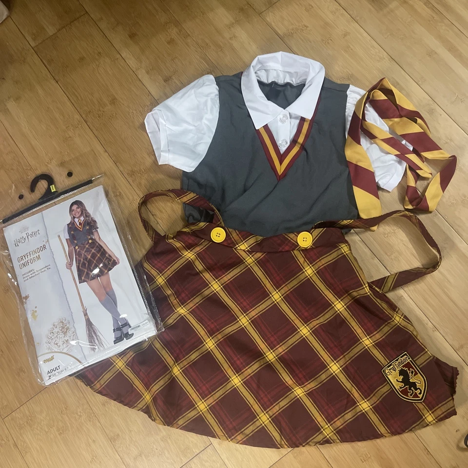 Spirit Halloween Harry Potter Gryffindor Uniform Costume Dress Tie Adult M 8-10 - Image 1 of 4