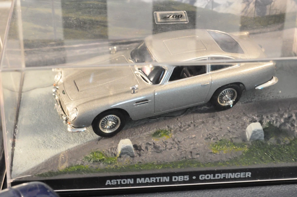 1/43 ASTON MARTIN DB5 GOLDFINGER JAMES BOND COLLECTION - Immagine 1 di 1