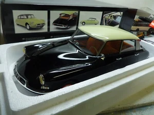 1/12 PREMIUM CLASSIXXS CITROEN DS 19 - Foto 1 di 4