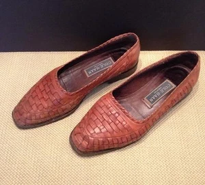 Zapatos mocasín sin cordones de cuero tejido Cole Haan para mujer 7B marrón - Imagen 1 de 10