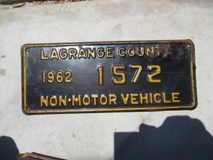Indiana 1962 Non-Motor Vehicle Amish buggy license plate # 1572 - Bild 1 von 1